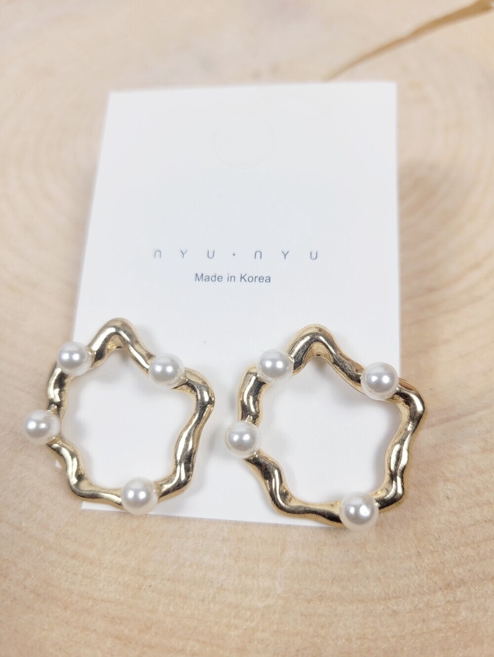 Brand New Gold Tone Pearl Irregular Stud Earrings
